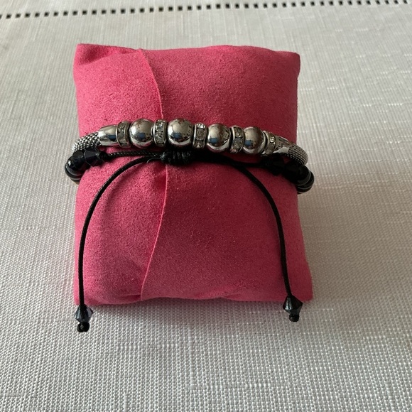 Silver Tone Mesh snd Tricolored Bead Bracelet Set - Picture 3 of 4